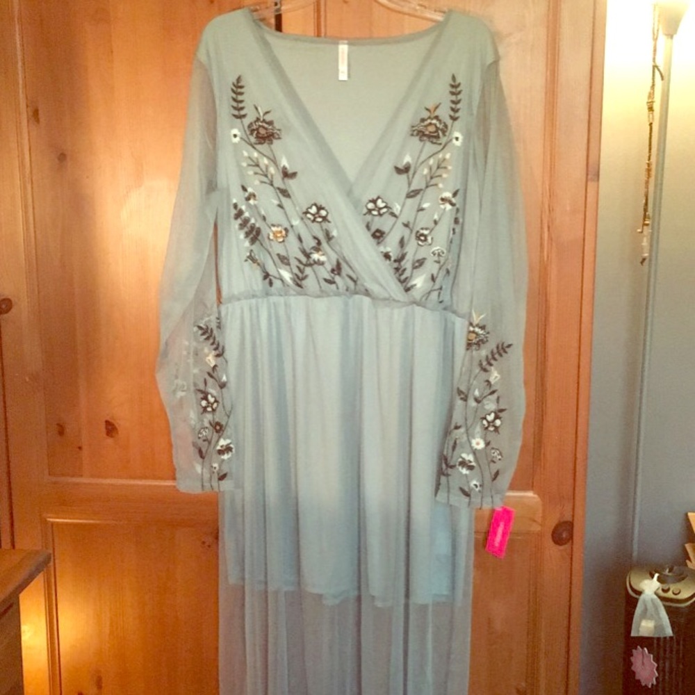 Lace Midi Dress
